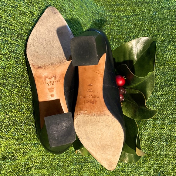 Zala Block Heel Pump
MARC FISHER LTD - Picture 4 of 5